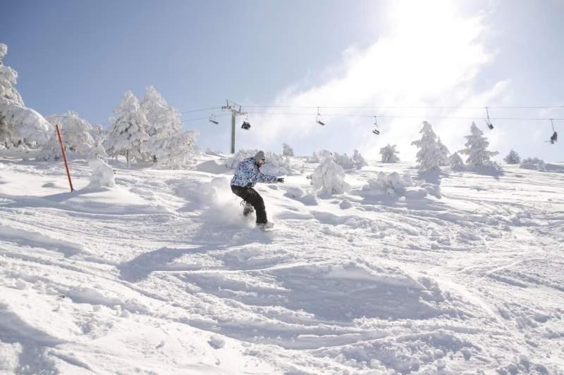 Ski & Nature Javalambre Camarena de la Sierra Exterior photo
